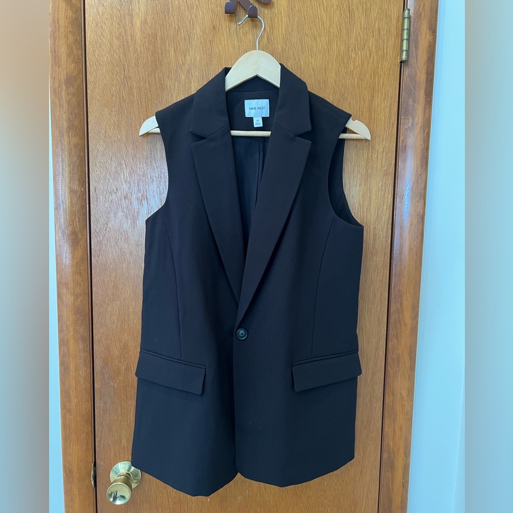 Nine West Women's Black Single Button Vest